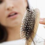 علاج تساقط الشعر عند النساء الأسباب والوقاية